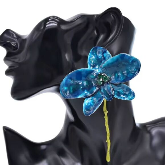 New ZARA ENAMEL FLOWER statement earrings - Picture 2 of 14